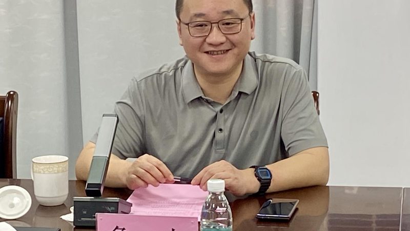 芯片制造：从硅片到成品的全流程解析**