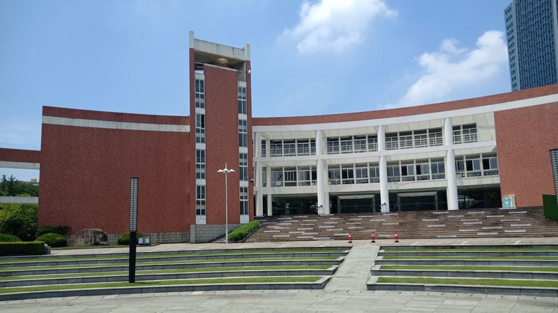 PCB打样板材无卤素要求：揭秘环保与性能的平衡之道